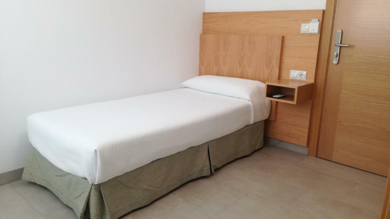 Hotel Abadi Cordova Esterno foto